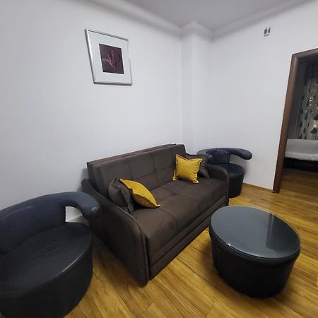 Apartment Mega Mall Monza National Arena Букурещ Екстериор снимка