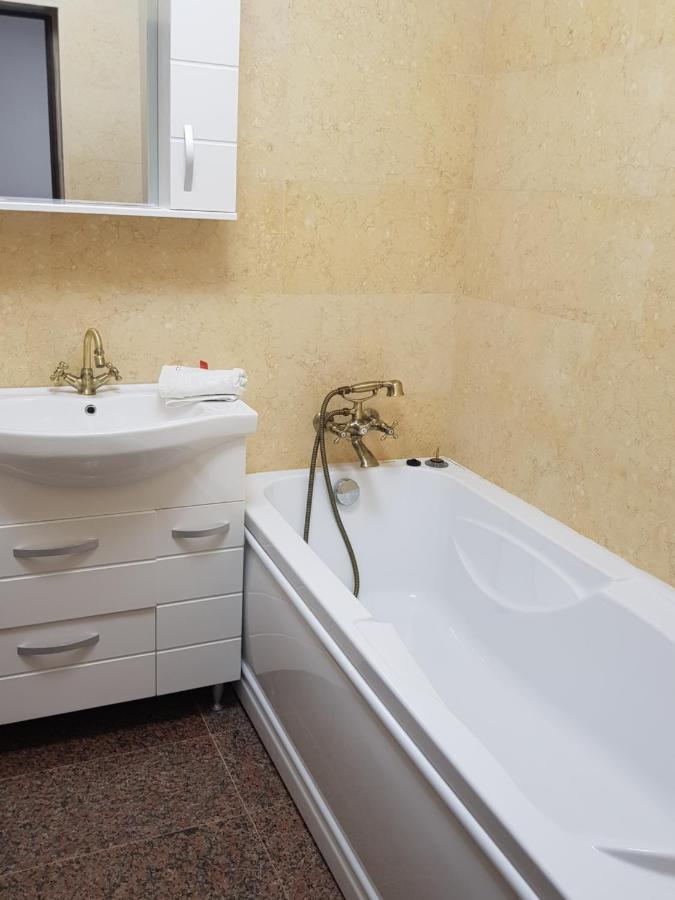 Apartment Mega Mall Monza National Arena Букурещ Екстериор снимка
