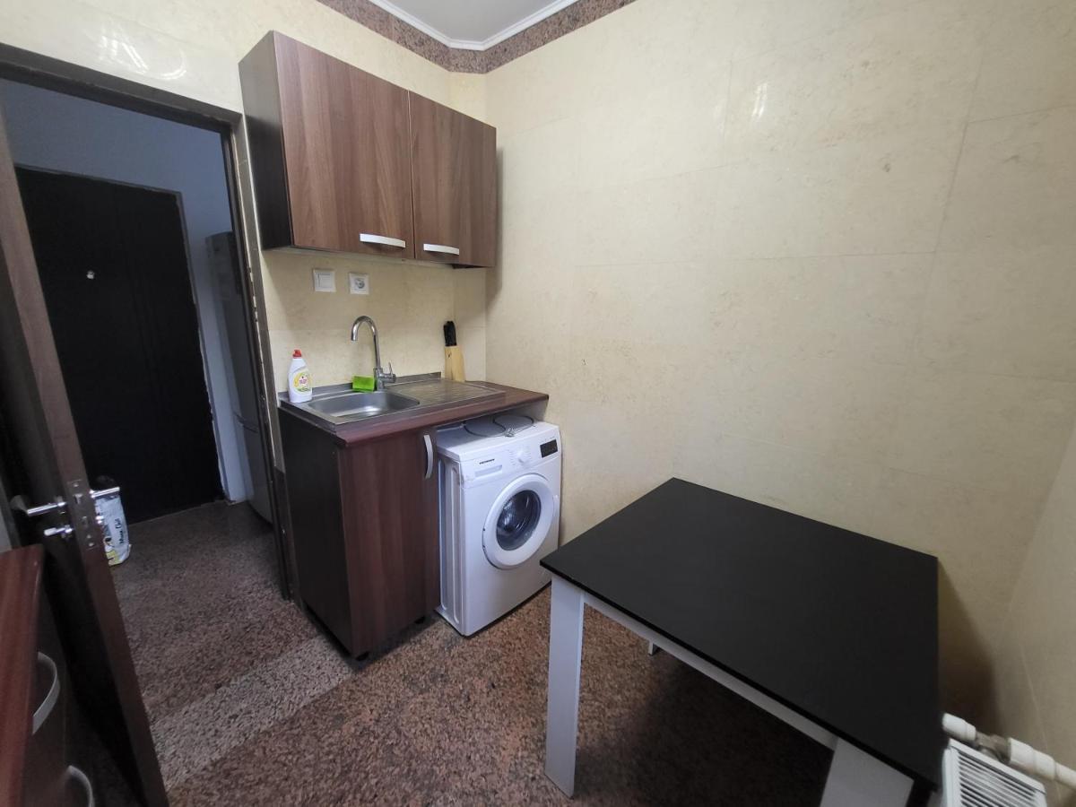 Apartment Mega Mall Monza National Arena Букурещ Екстериор снимка