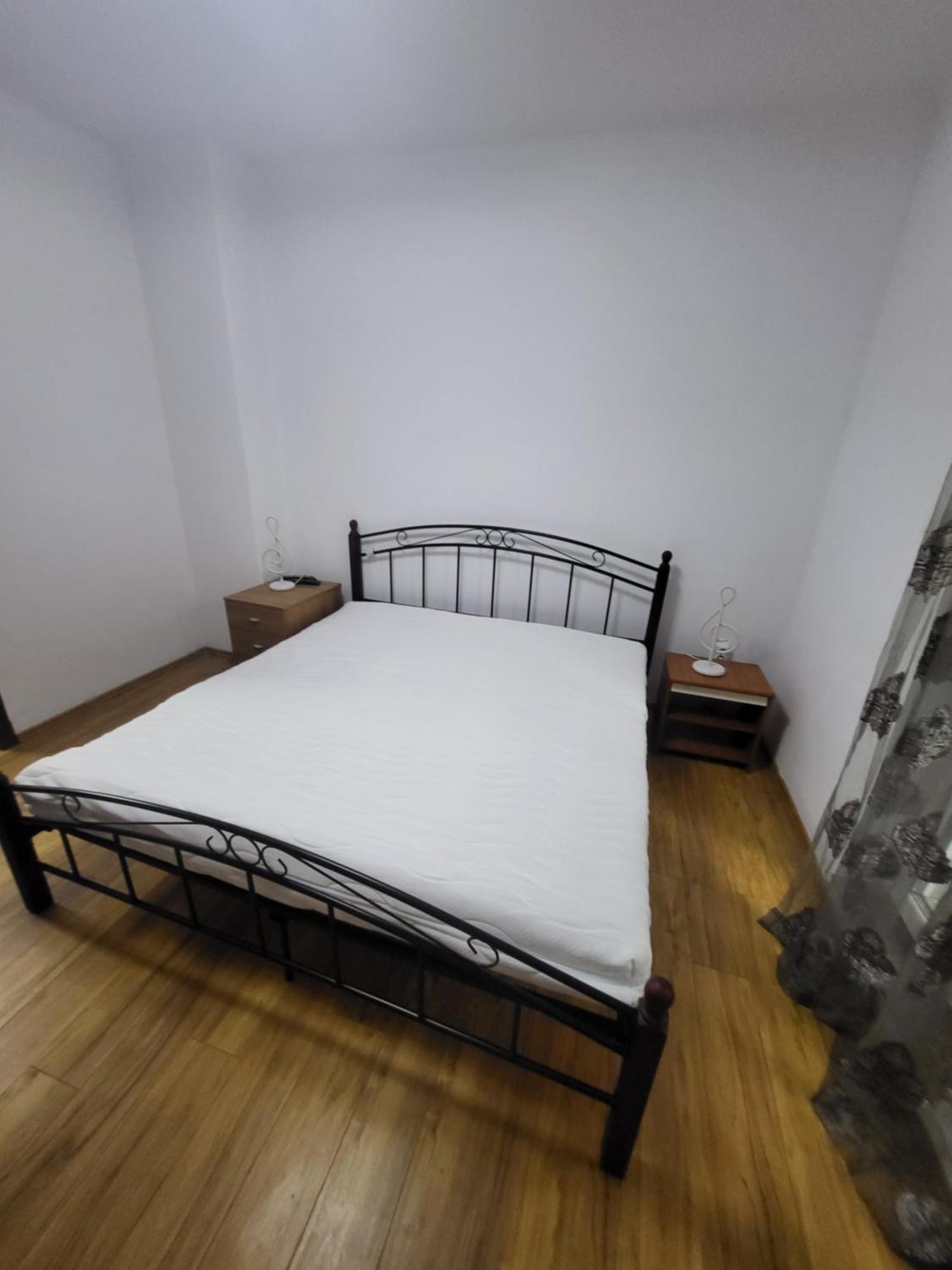 Apartment Mega Mall Monza National Arena Букурещ Екстериор снимка